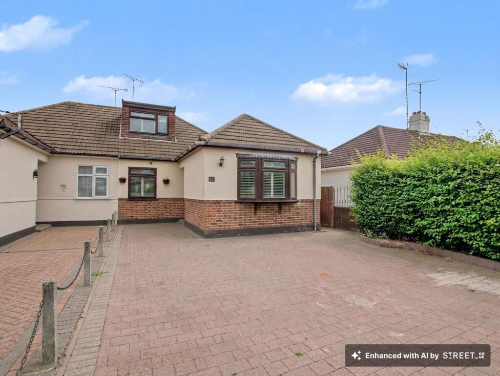 Main image of property: Glenwood Avenue, Leigh-On-Sea, SS9