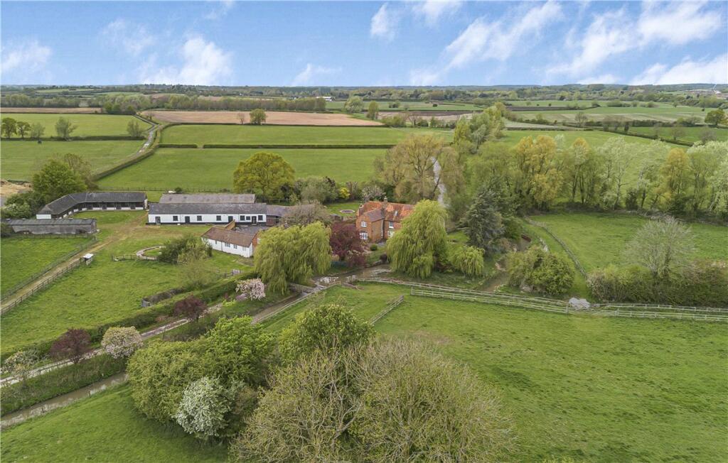 Main image of property: Mill Lane, Twyford, Buckingham, Buckinghamshire, MK18