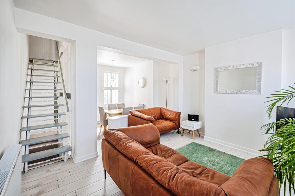 House in Lewes, Seaford - View 2