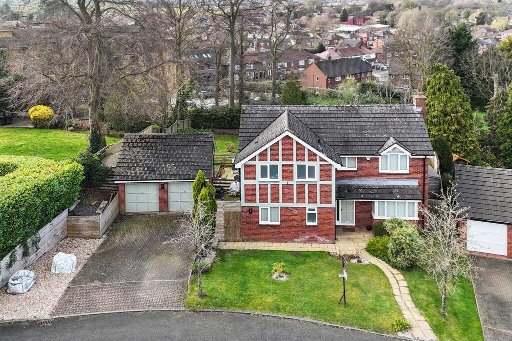 House in Congleton, West Heath - View 4