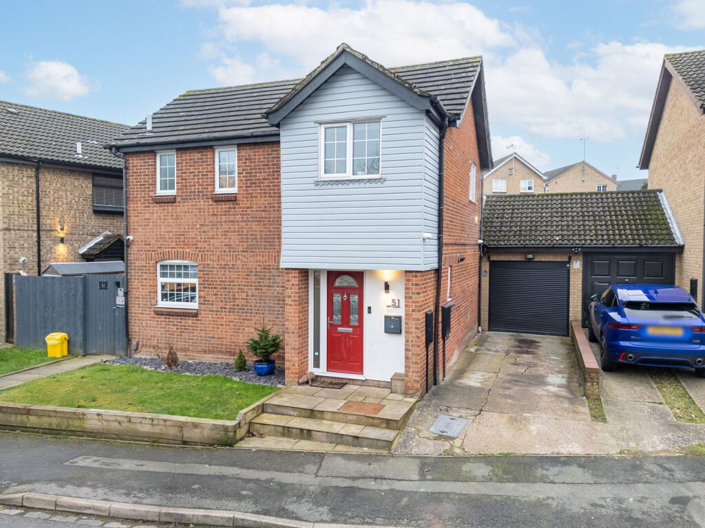Main image of property: Muirfield Road, Wellingborough, NN8 5NY
