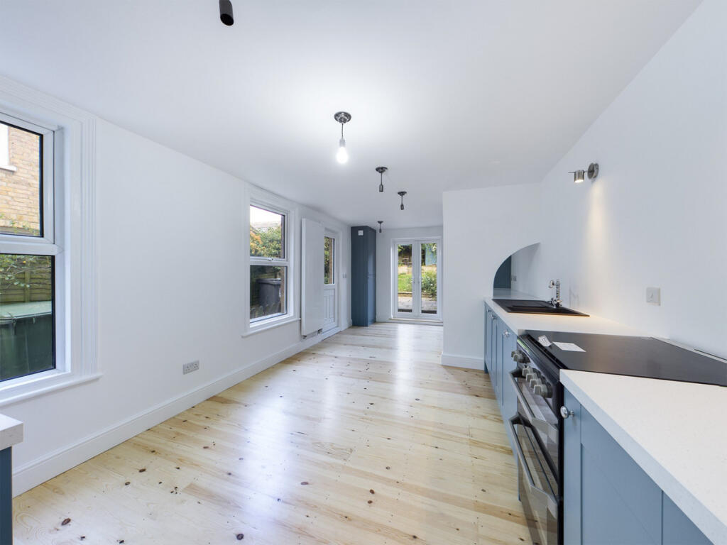 House in Dacorum, Boxmoor - View 3