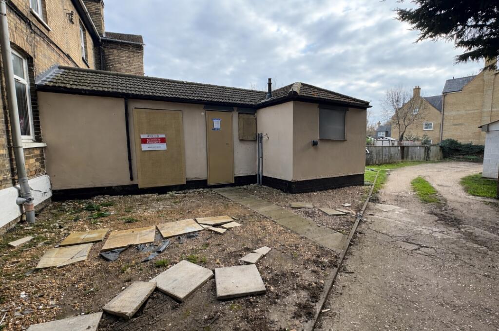 Main image of property: 31A Ermine Street, Huntingdon, Cambridgeshire PE29 3EX