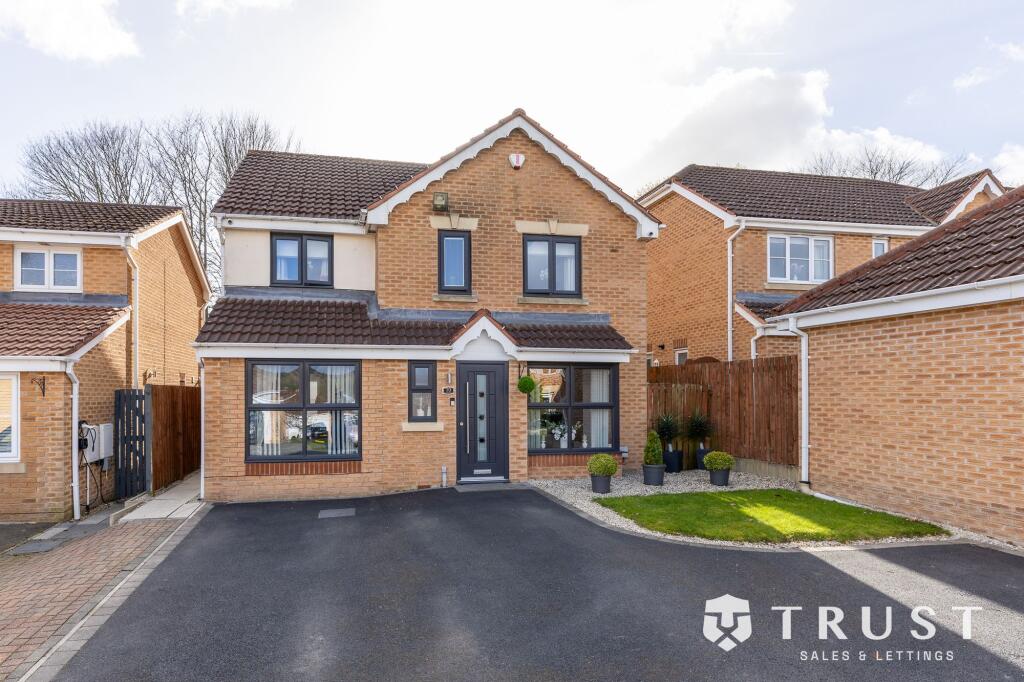 Main image of property: Pyenot Gardens, Cleckheaton, BD19