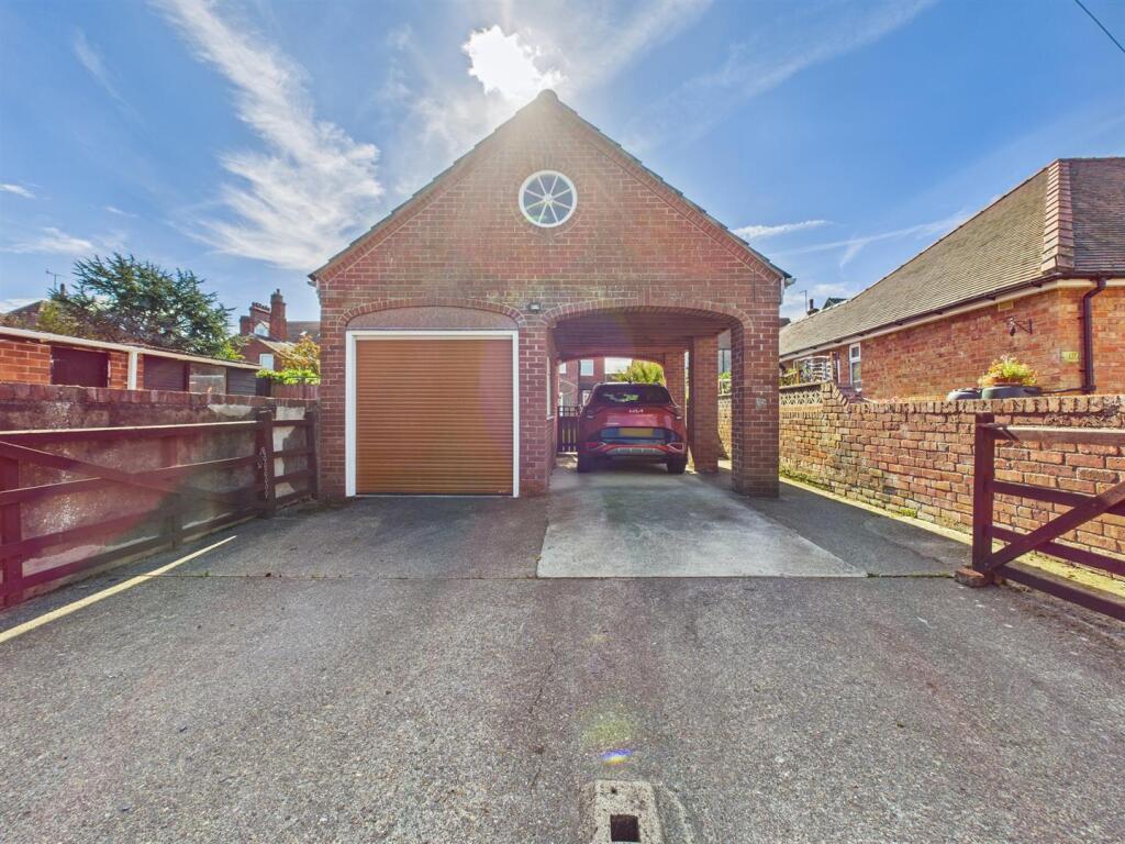 Sands Lane, Bridlington photo 2