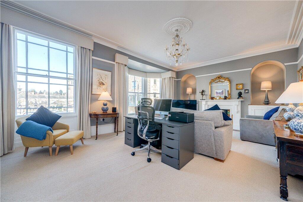 Apartment in Harrogate, Low Harrogate - View 4