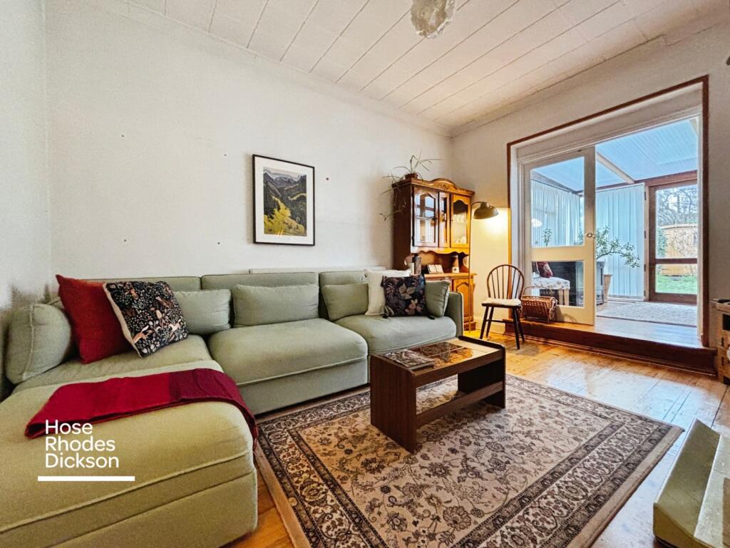 House in Sandown, Lake - View 5
