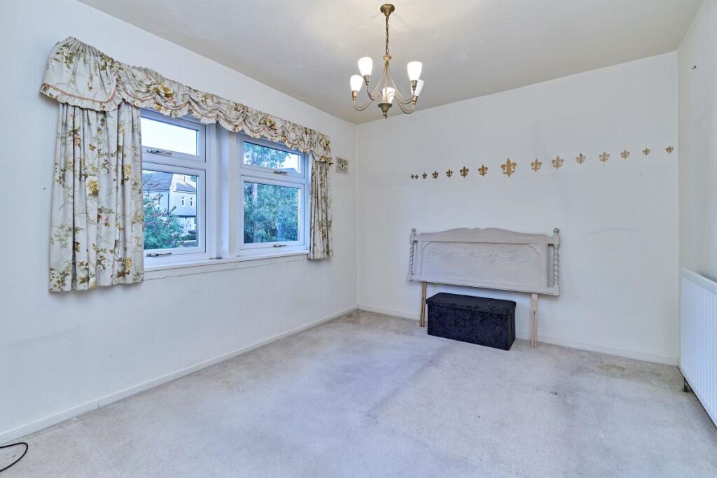 House in Dudley, Sedgley - More