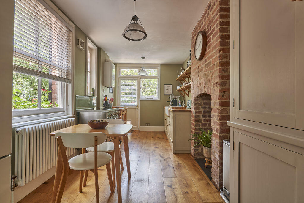 House in Exeter - View 5