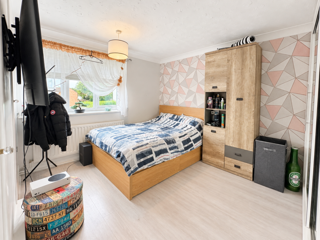 Apartment in Southampton - More