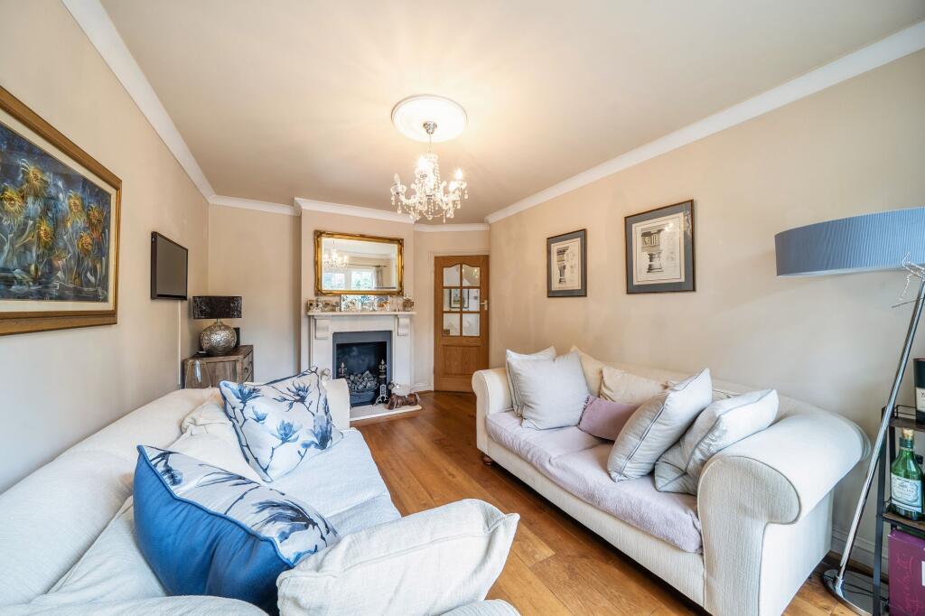 House in London - View 5