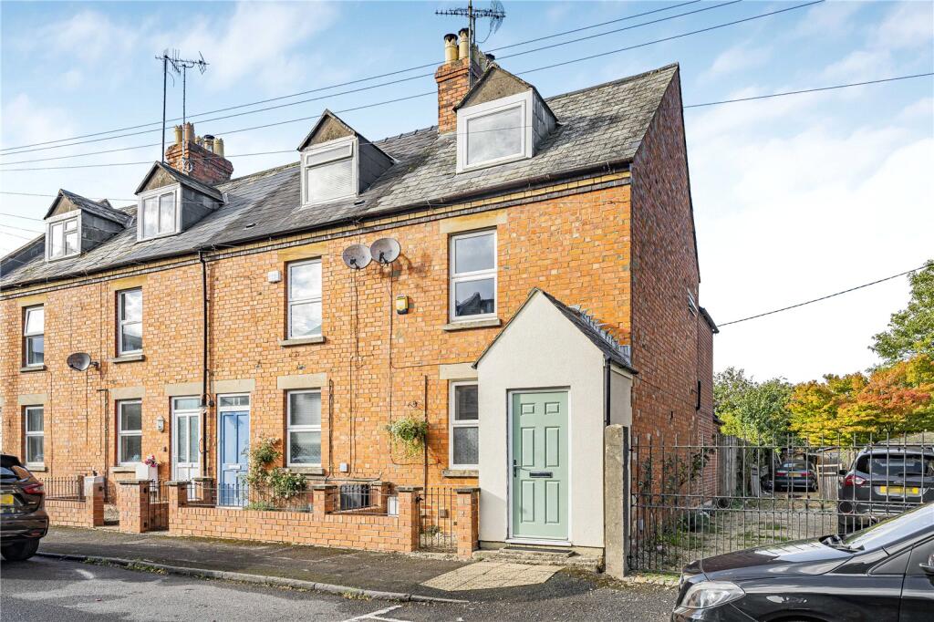 Main image of property: Prospect Place, Cirencester, Gloucestershire, GL7