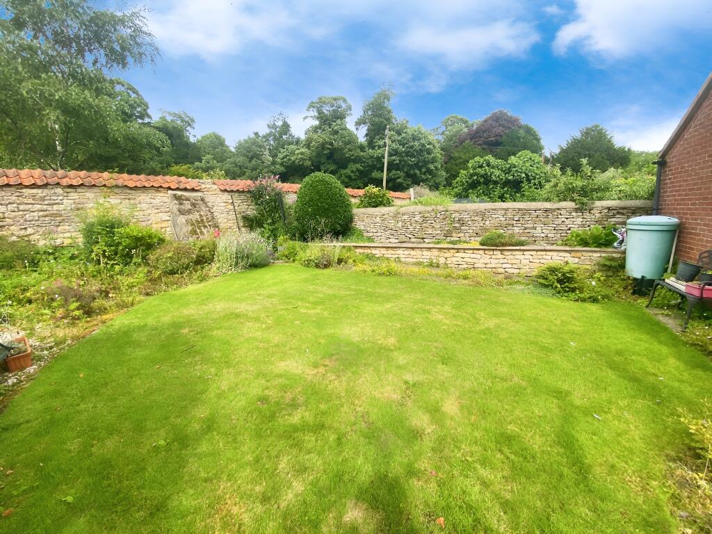 House in Lincoln - View 3