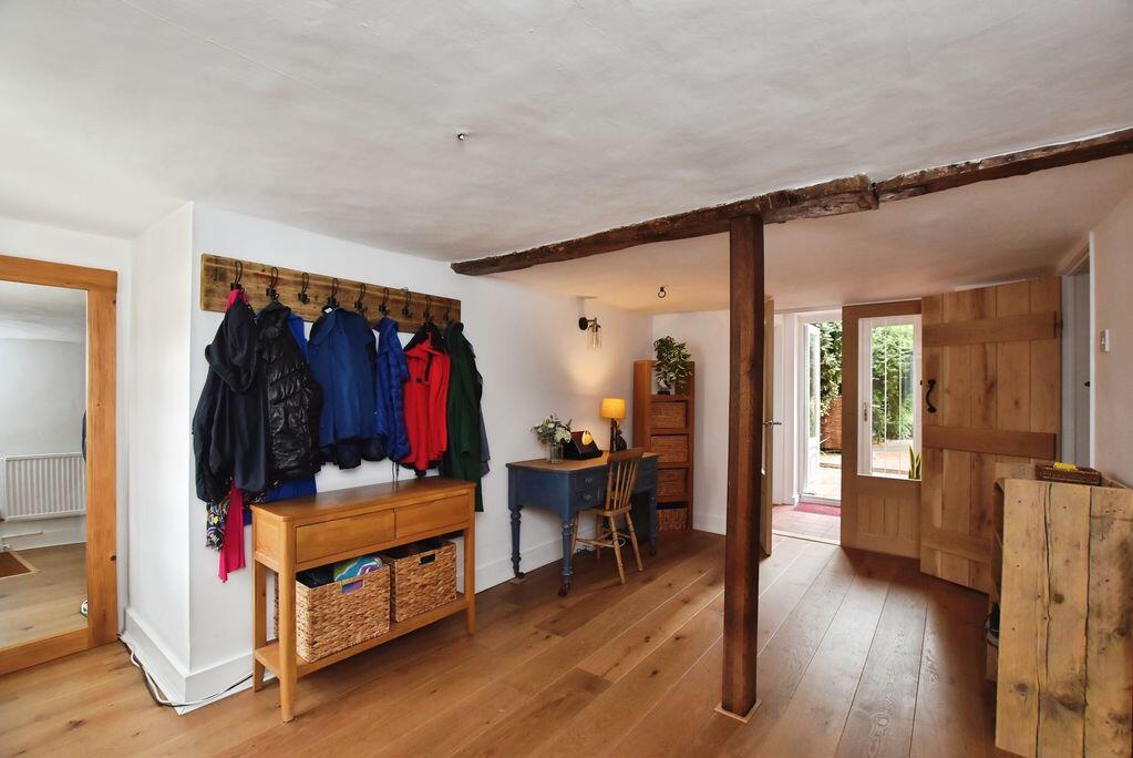 House in Salisbury - View 5