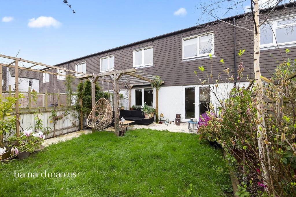 House in London, Oakleigh Park, Whetstone - View 4