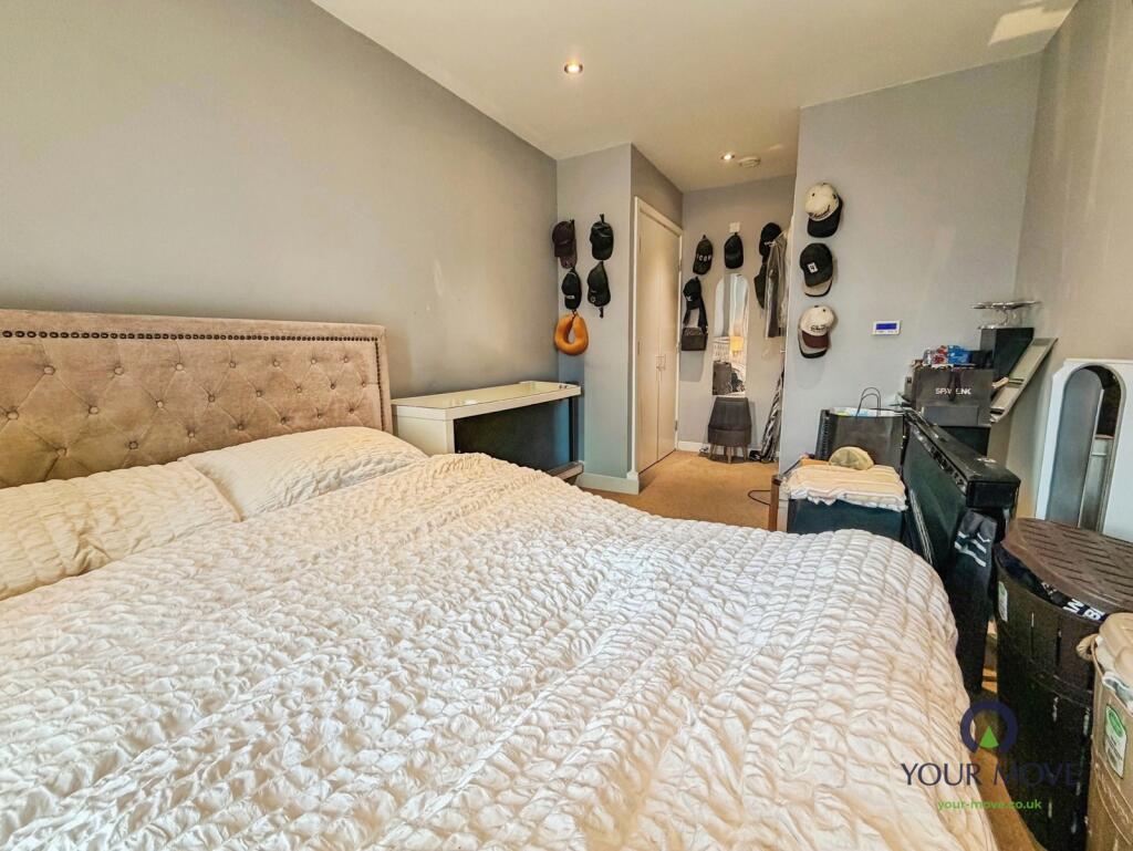 Apartment in Dartford - More