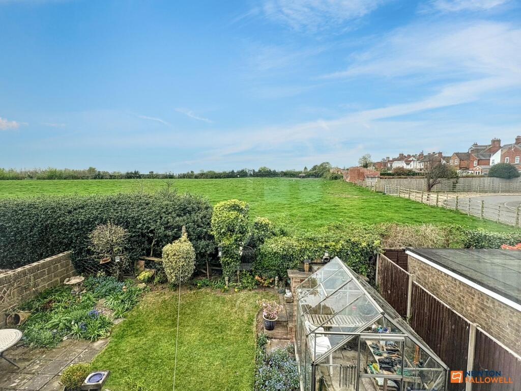 Cotsmore Close, Heather, LE67 photo 2