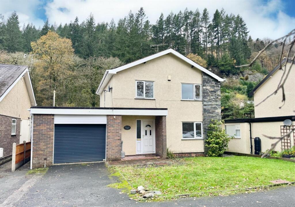 Main image of property: Betws-Y-Coed