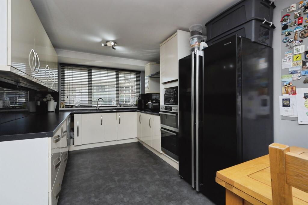 House in Eastbourne, East Sussex - View 5