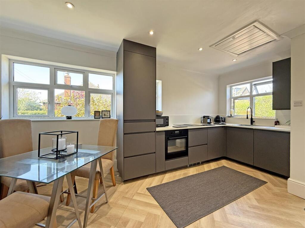House in Shrewsbury, Copthorne - View 3