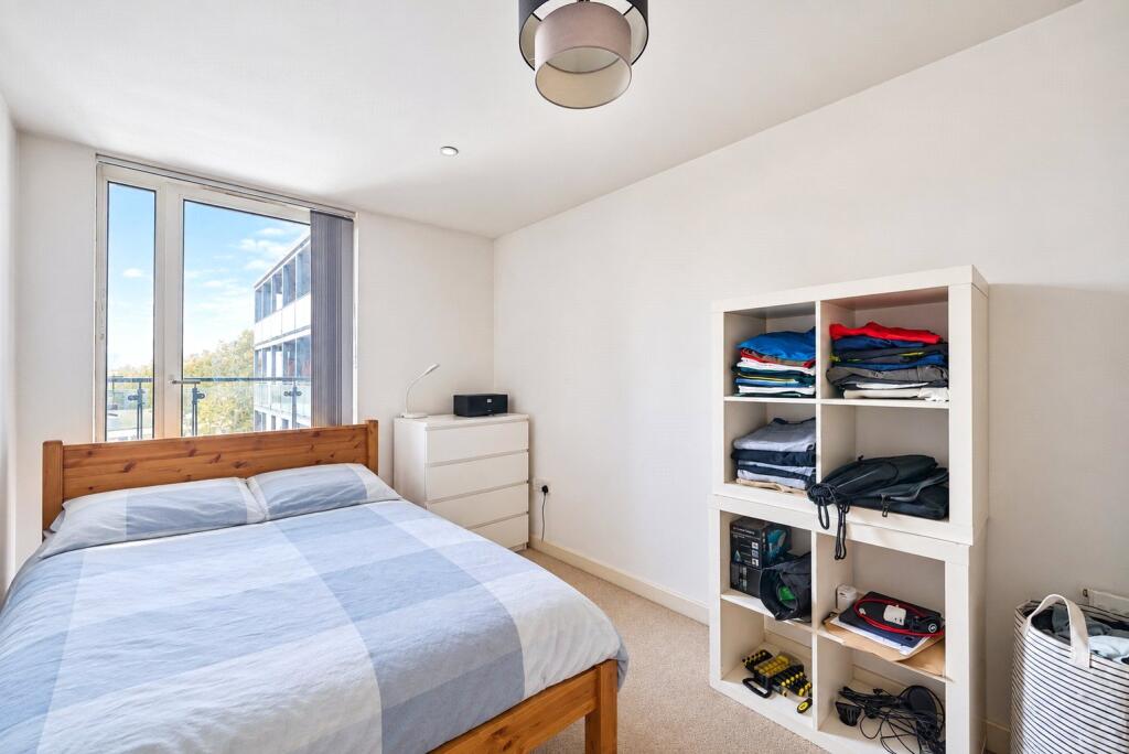 Apartment in London - View 5
