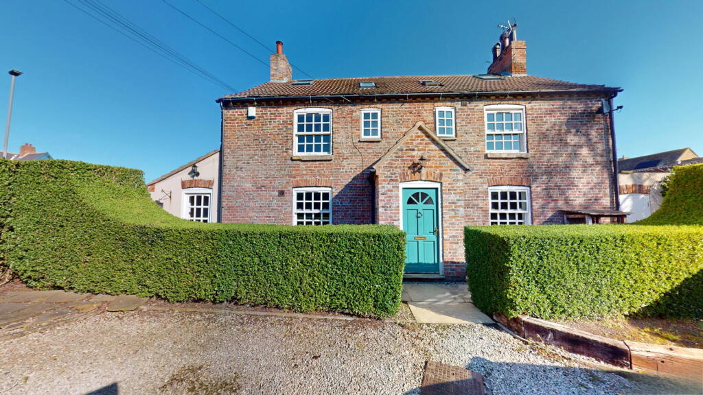 Main image of property: Doncaster Road, Whitley, DN14
