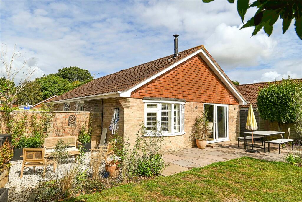 Main image of property: Turners Farm Crescent, Hordle, Lymington, Hampshire, SO41