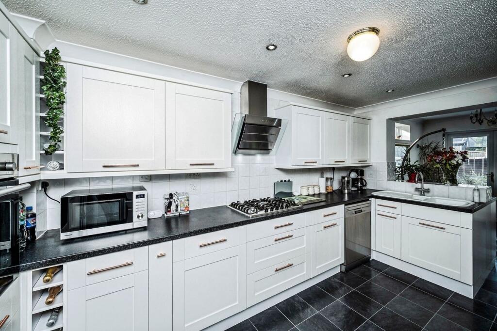 House in Nottingham - More