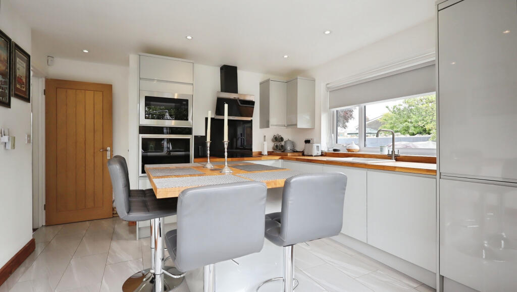 Additional image 4 of Kirle Gate, Meare