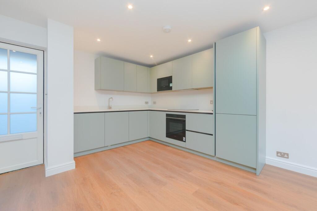 House in Lewes, The Pells - View 3