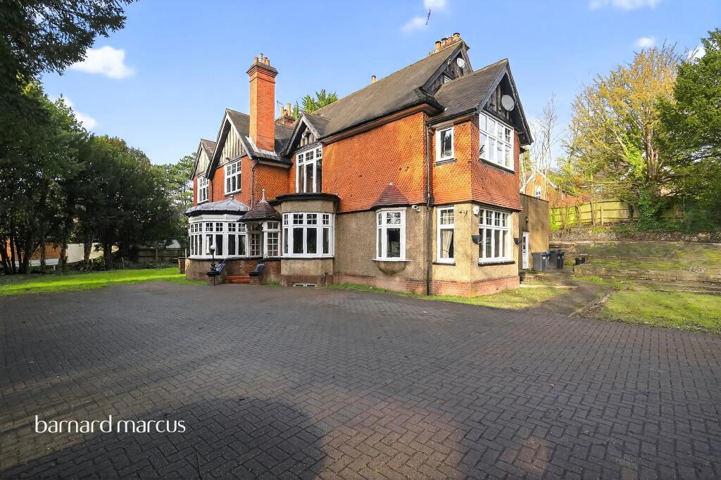 Main image of property: Hurnford Close, South Croydon