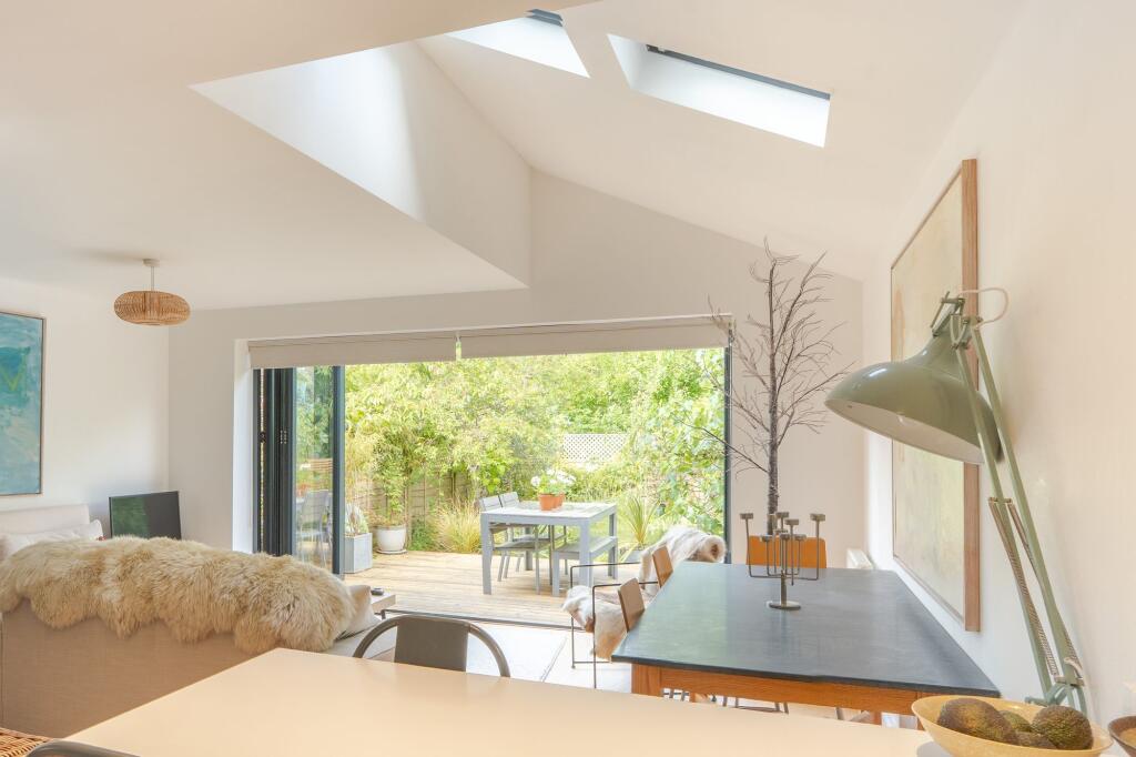 Main image of property: Meadow Prospect, Wolvercote, OX2
