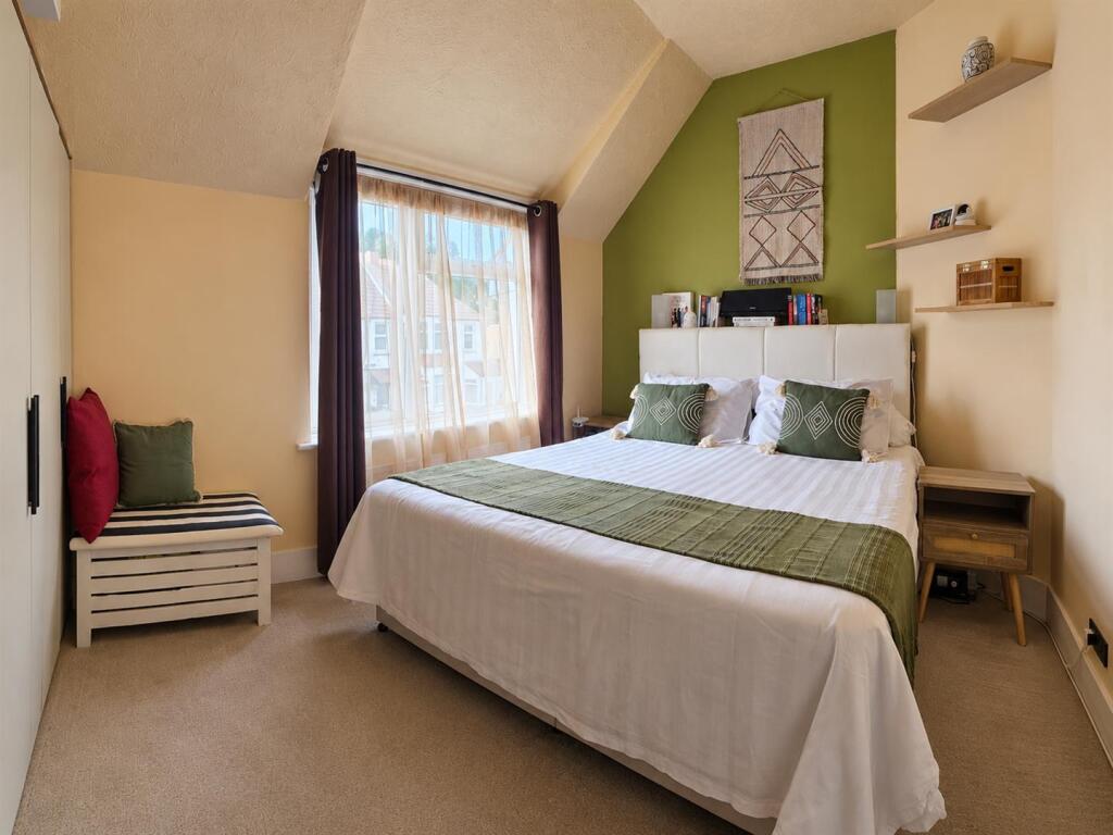 House in Tonbridge - View 5