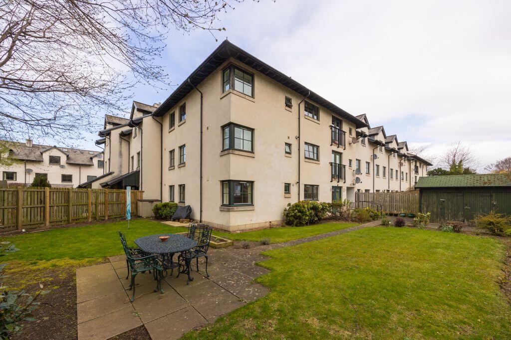 Main image of property: 39/1 Balgreen Avenue, Edinburgh, EH12 5SX