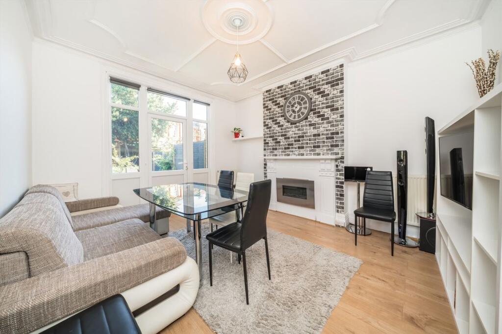 House in London, Balham - View 2