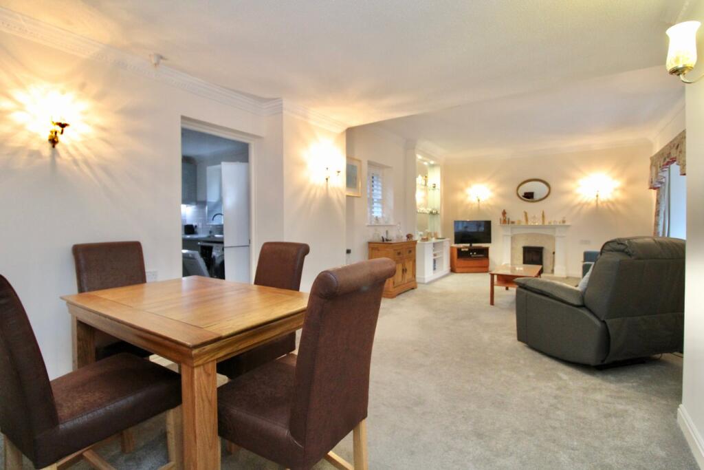 Monmouth Court, Church Lane, Lymington, SO41 photo 5