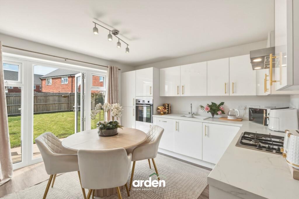 House in Malvern Hills, Broadheath - View 4