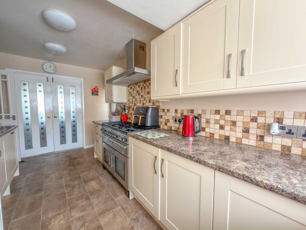 Hilary Bevins Close, Higham-On-The-Hill, CV13 - View 4