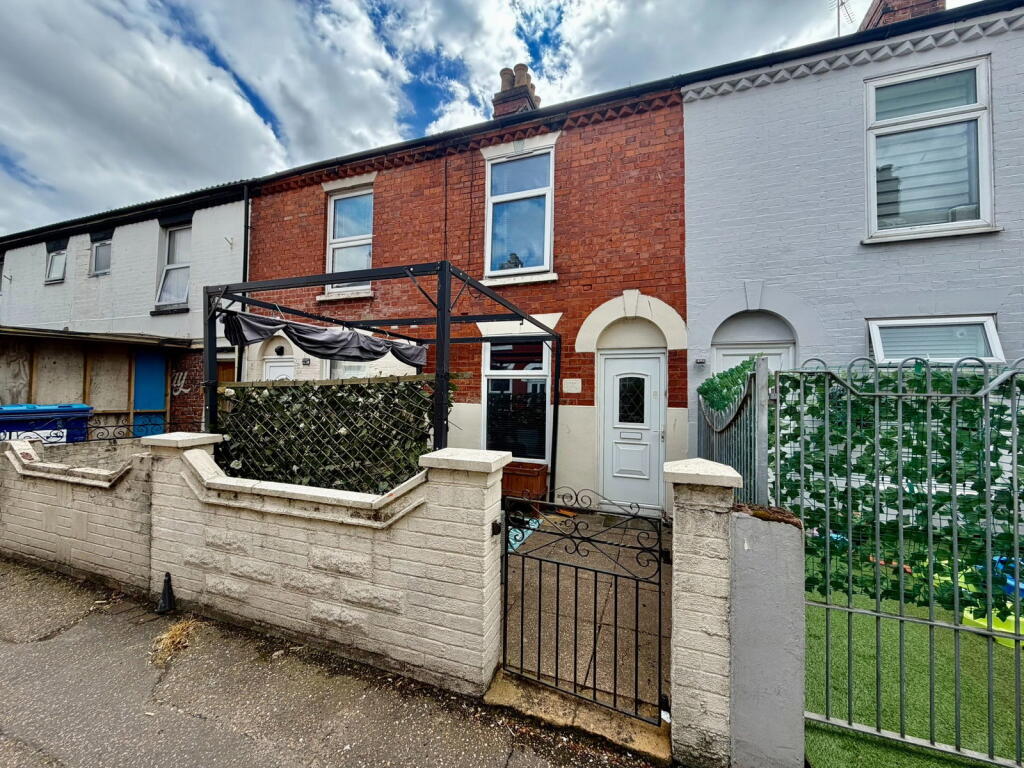 Main image of property: Winifred Road,Great Yarmouth,NR31 0BL