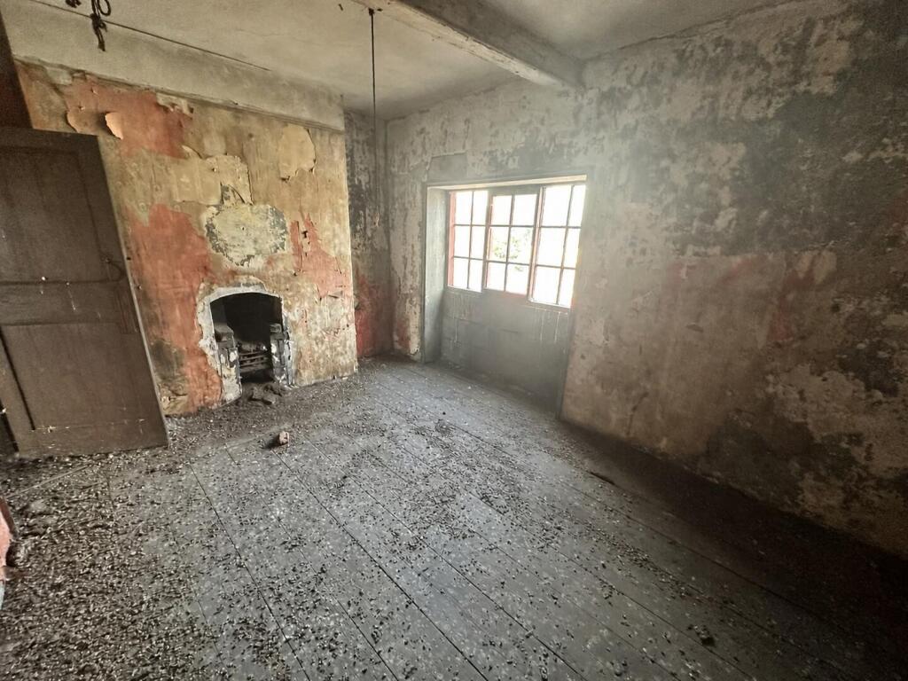 House in Doncaster - More