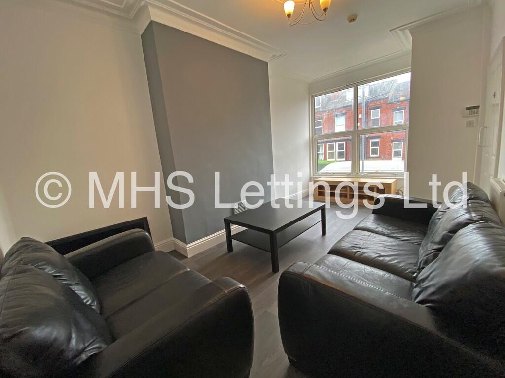 Main image of property: 66 Beechwood Mount, Leeds, LS4 2NQ