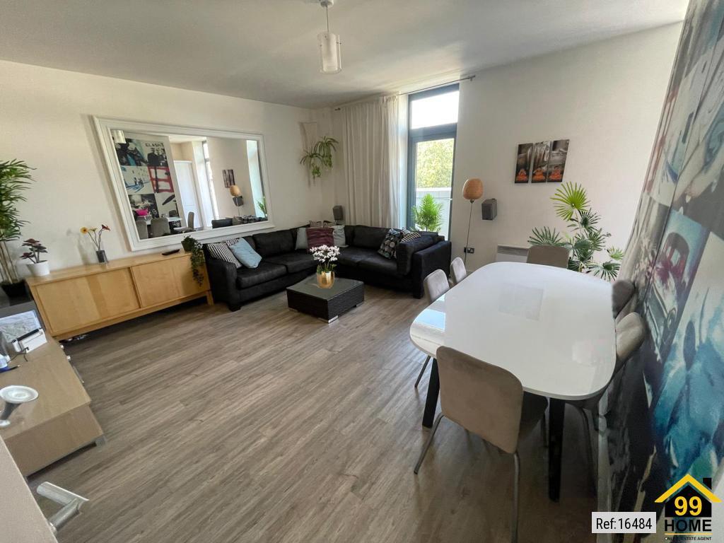 Apartment in London - View 5