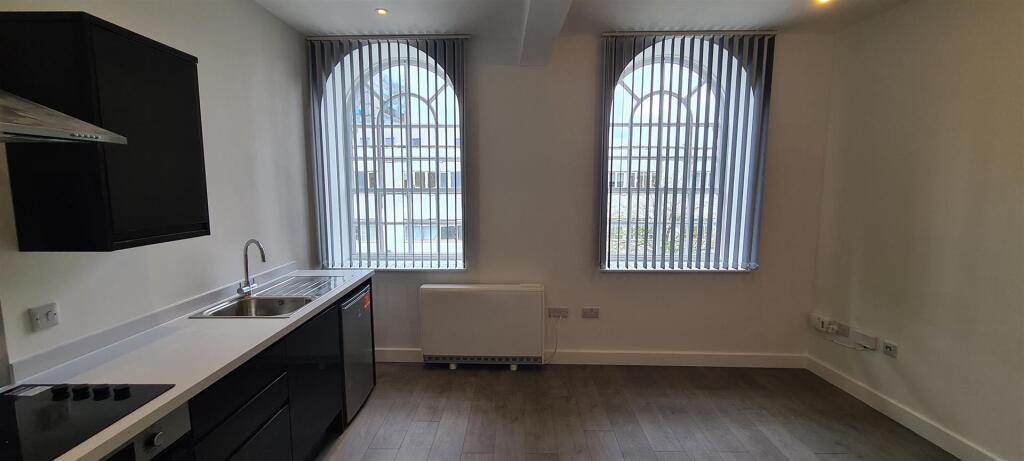 Main image of property: 19-21 High Street SO14 2EP