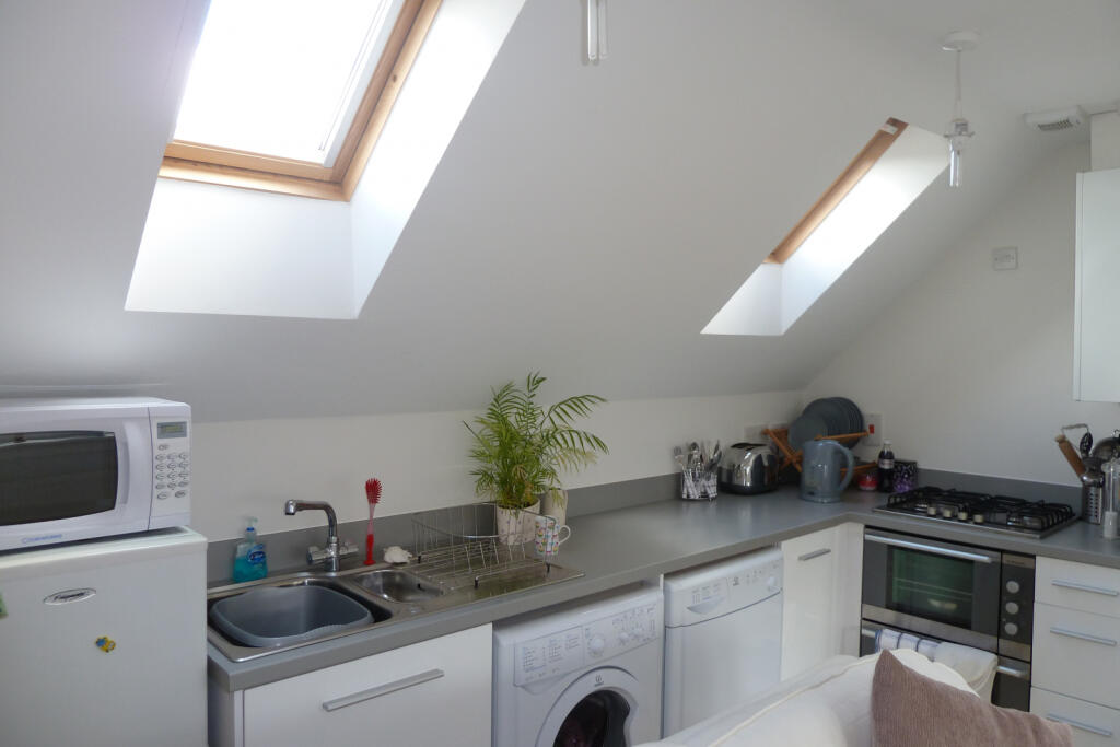 Apartment in Taunton - View 4