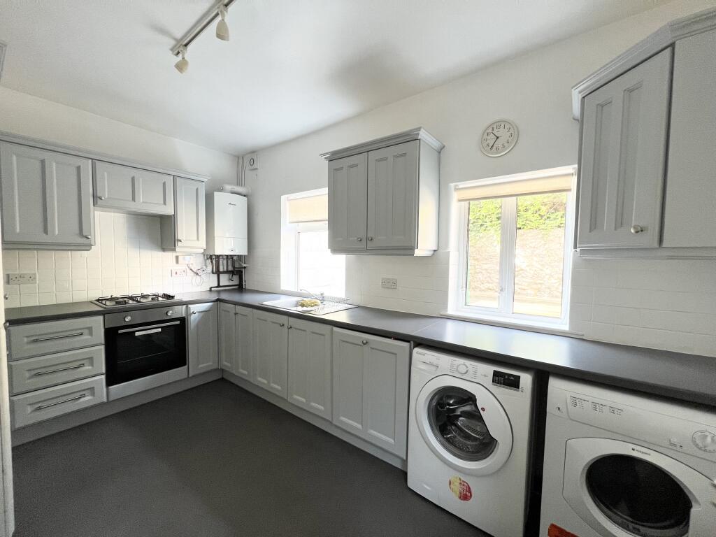 House in Bath - View 2