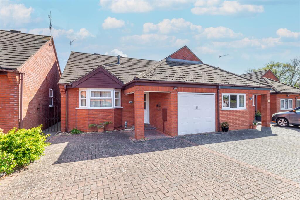 Main image of property: Exbury Place, Worcester