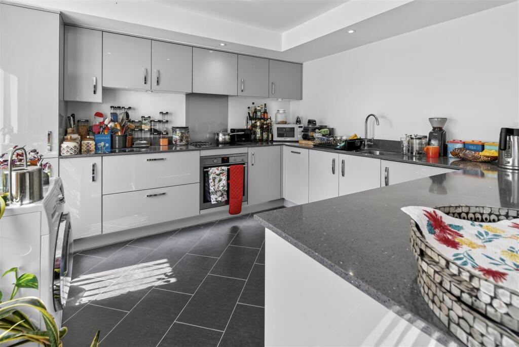 Apartment in York - View 4
