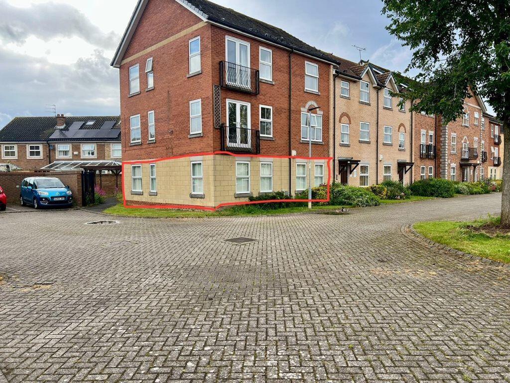 Main image of property: 52 Ha Penny Bridge Way, Hull, HU9 1HD