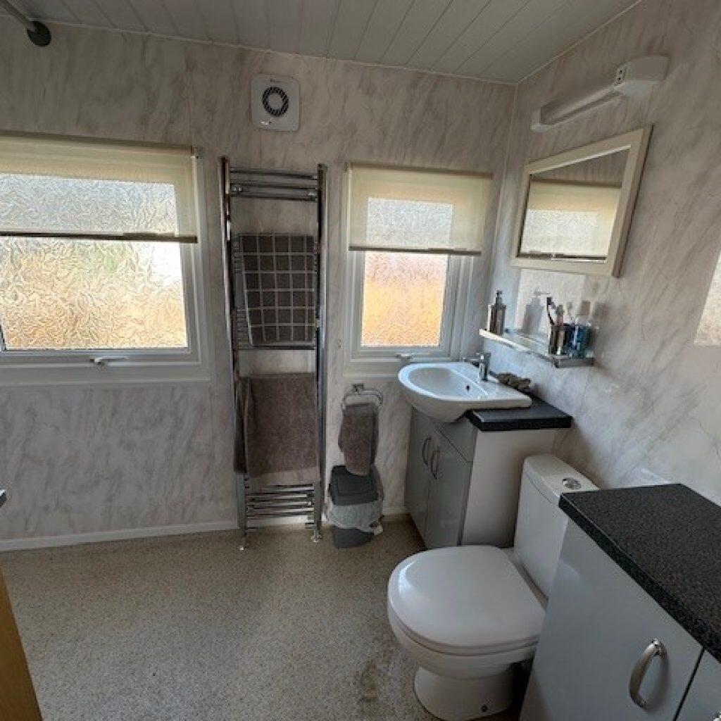 Laburnum Rise, Crookham Common, Thatcham - More