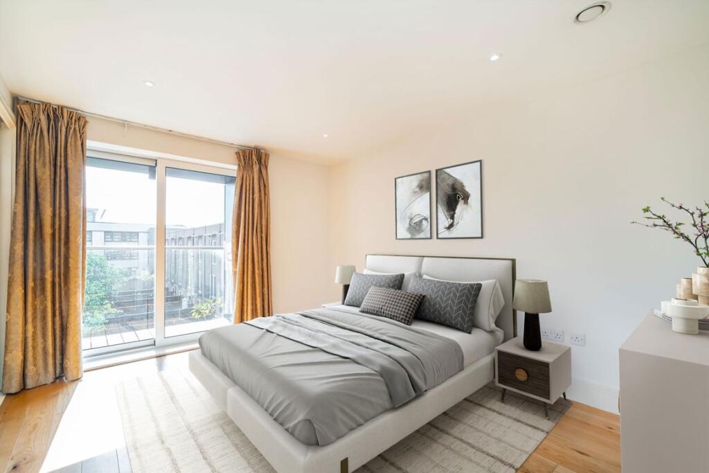House in London - More